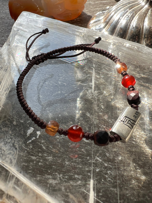 I Get Things Done - Unisex Bracelet
