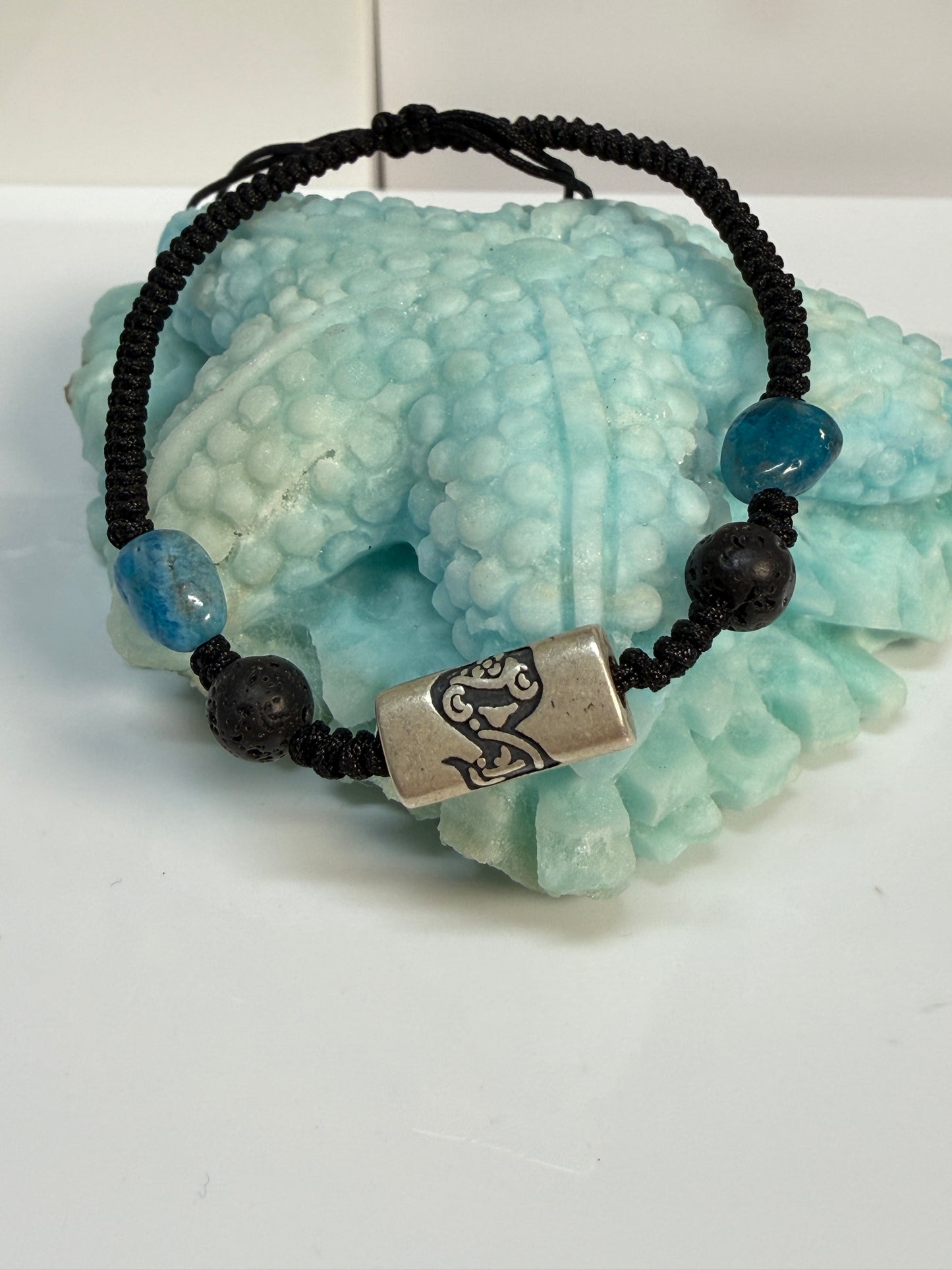The Snake Bracelet
