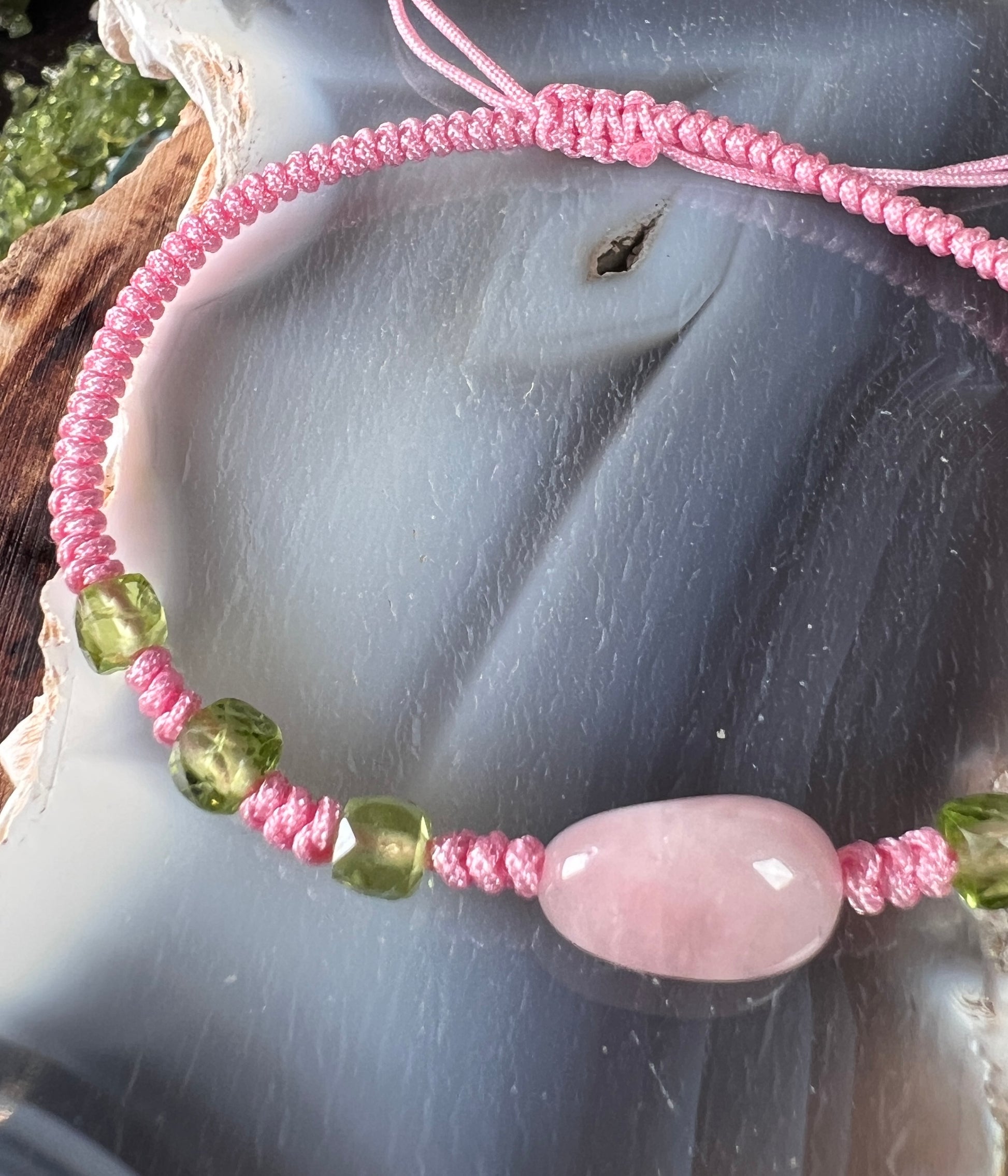 rose quartz bracelet