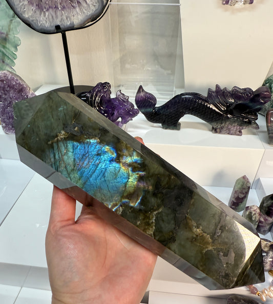 Double Terminated Crystal Points (DTs)